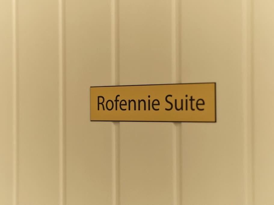 Rofennie Suite -Luxury Ensuite Room! Maidstone Luaran gambar