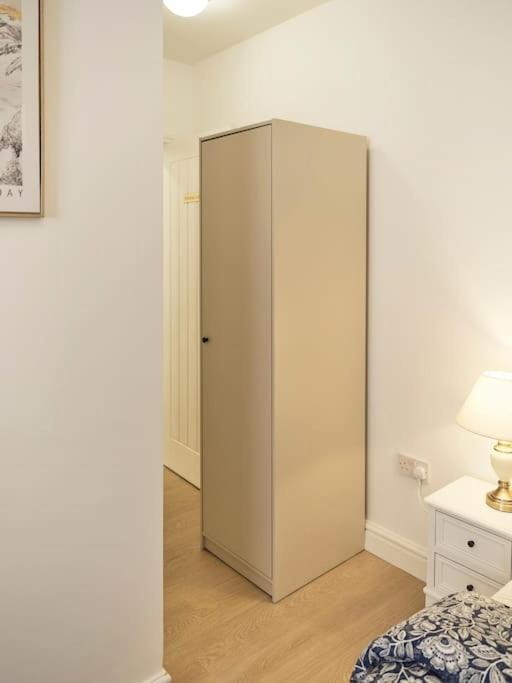 Rofennie Suite -Luxury Ensuite Room! Maidstone Luaran gambar